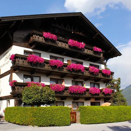 Gaestehaus Friedl Imst Extérieur photo