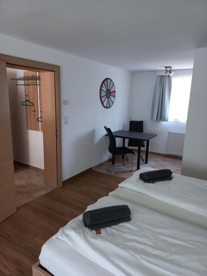 Gaestehaus Friedl Imst Extérieur photo